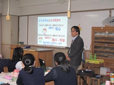 高校１年生　「認知症サポーター養成講座」を受講