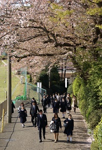 聖園女学院中学校　第69回入学式が行われました。