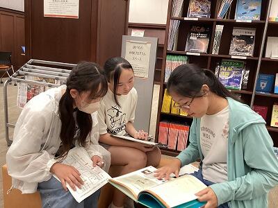 国語科夏期講習　国際子ども図書館に行こう！