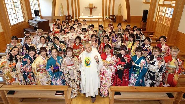 Facebook念のためNG 聖堂集合.jpg