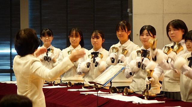 聖歌隊 ハンドベルクワイア クリスマスコンサート