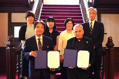 清泉女子大学と高大連携協定を締結いたしました