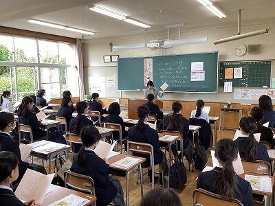 入学式後の教室（ぼかし済）.jpg